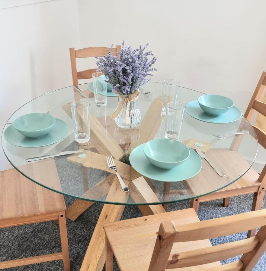 Centrally Located Boscombe Beach Apart With Parking Борнмът Екстериор снимка